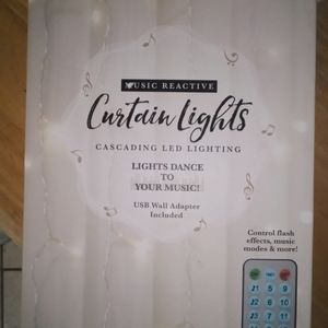 Curtain lights